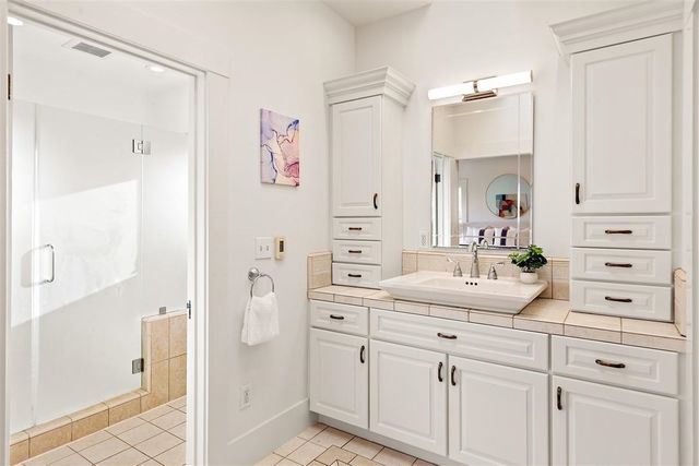 1135 Parker St, Berkeley, CA 94702