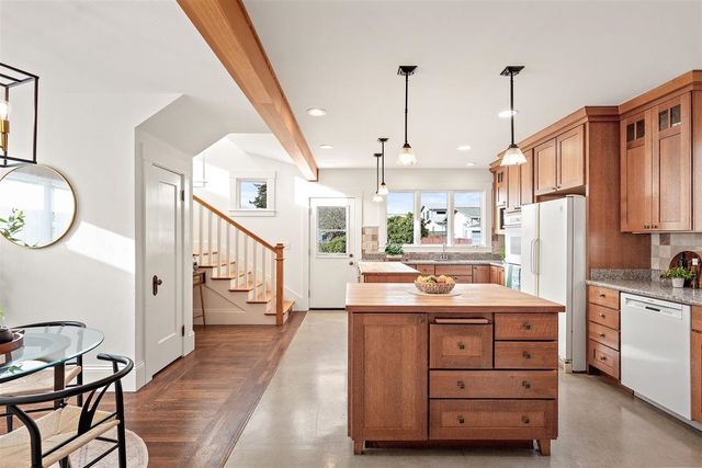 1135 Parker St, Berkeley, CA 94702