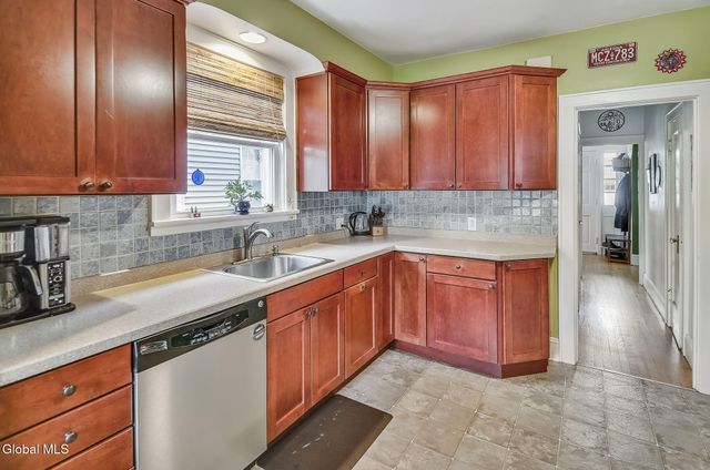 138 Cardinal Avenue, Albany, NY 12209