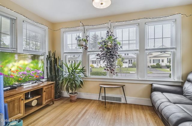 138 Cardinal Avenue, Albany, NY 12209