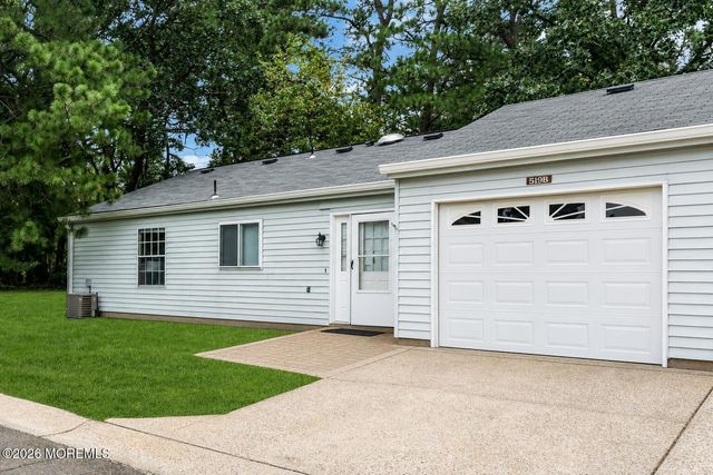 519B Cheshire Court, Manchester, NJ 08759