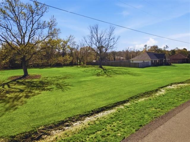 2788 Karen Lynn Street, Sulphur, LA 70663