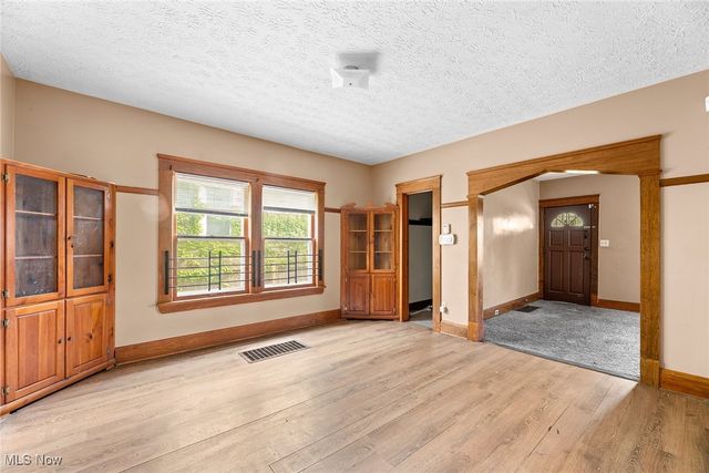 1753 Collamer Avenue, Cleveland, OH 44112