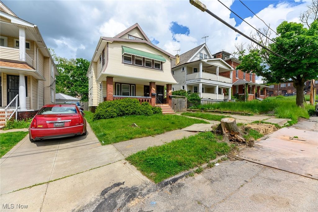 1753 Collamer Avenue, Cleveland, OH 44112