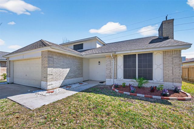 10726 Village Trail Drive, Houston, TX 77065