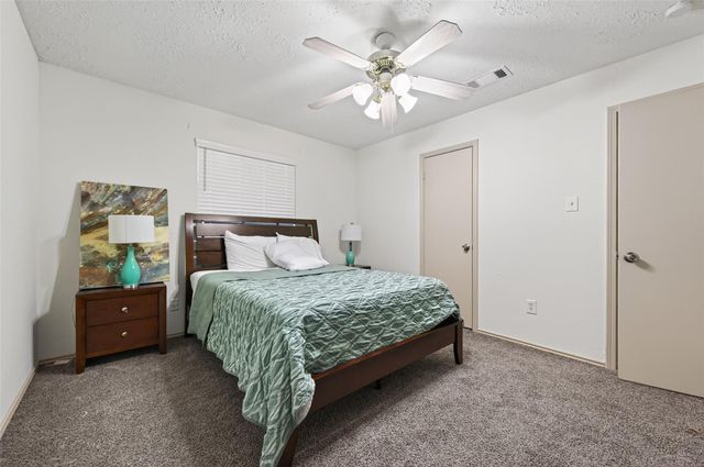 10726 Village Trail Drive, Houston, TX 77065