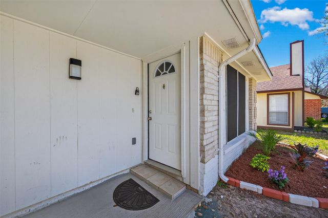 10726 Village Trail Drive, Houston, TX 77065