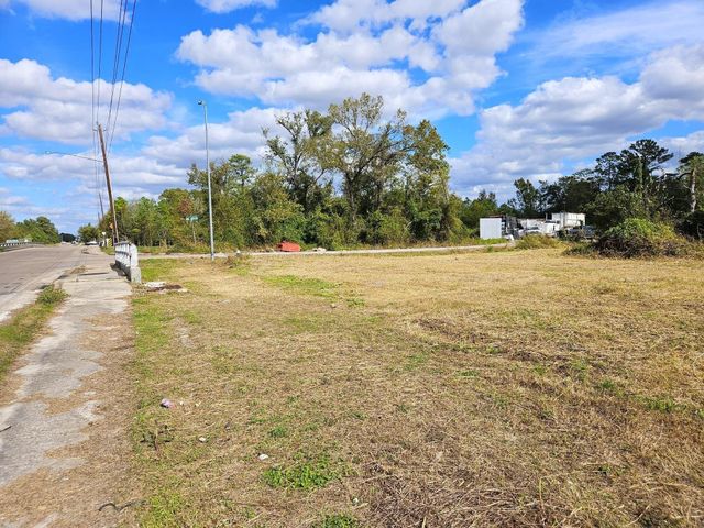 10452 Hirsch Road, Houston, TX 77016