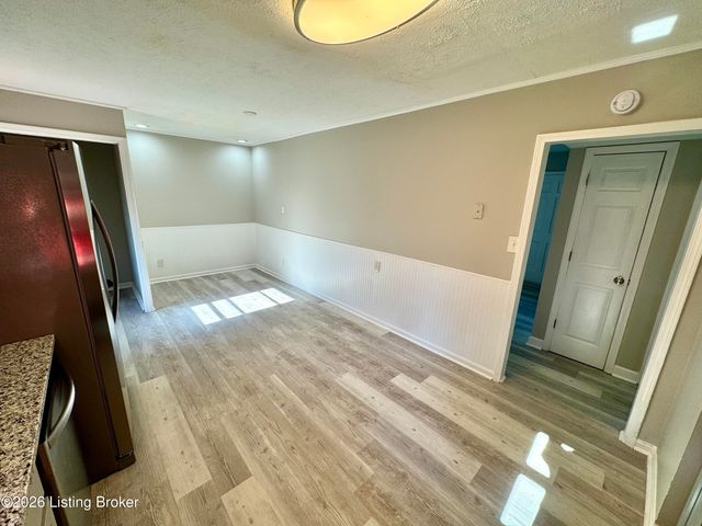 8410 Jan Way, Louisville, KY 40219