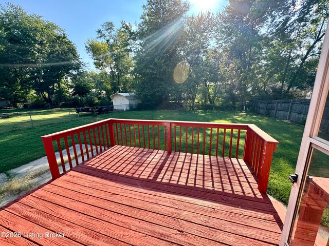 8410 Jan Way, Louisville, KY 40219