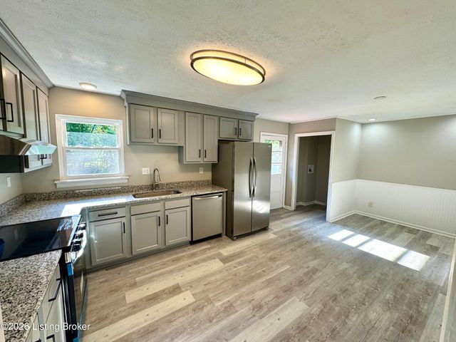 8410 Jan Way, Louisville, KY 40219