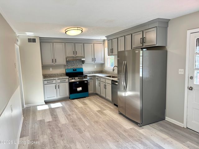 8410 Jan Way, Louisville, KY 40219