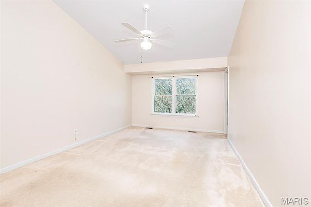 175 Keystone Drive, Fenton, MO 63026