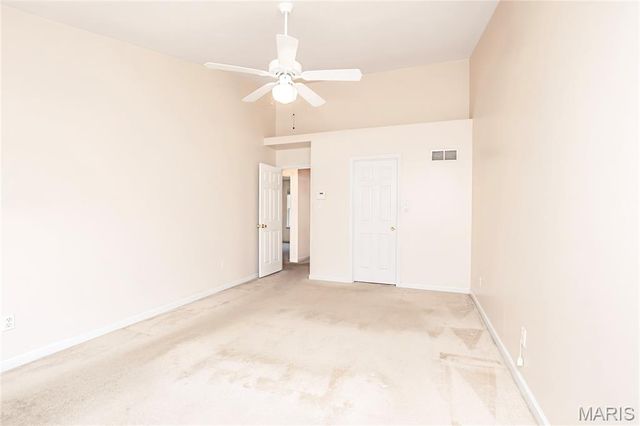 175 Keystone Drive, Fenton, MO 63026