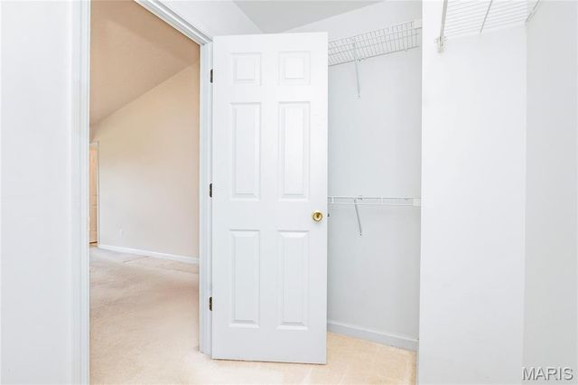 175 Keystone Drive, Fenton, MO 63026