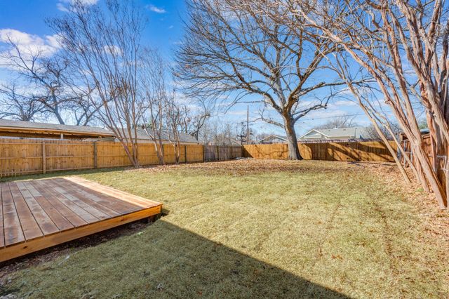 339 S Montclair Avenue, Dallas, TX 75208