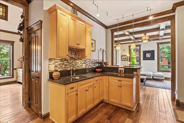 1085 Highland Street, Columbus, OH 43201