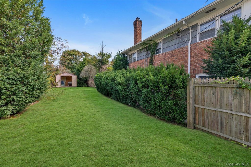 305 E Olive Street, Long Beach, NY 11561 — photo 5