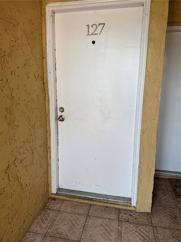 3427 CLARK RD 127, Sarasota, FL 34231