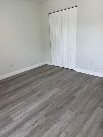 3427 CLARK RD 127, Sarasota, FL 34231