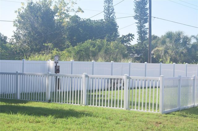3427 CLARK RD 127, Sarasota, FL 34231
