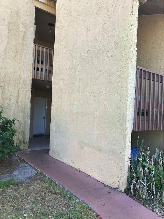 3427 CLARK RD 127, Sarasota, FL 34231