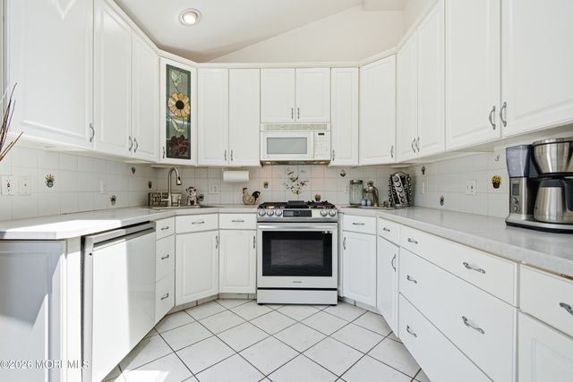 203 Central Avenue, Edison, NJ 08817