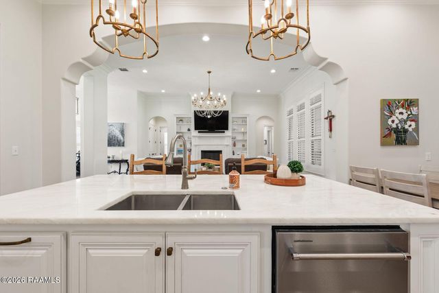 500 Greyford Drive, Lafayette, LA 70503