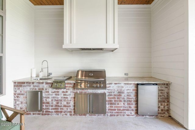 500 Greyford Drive, Lafayette, LA 70503