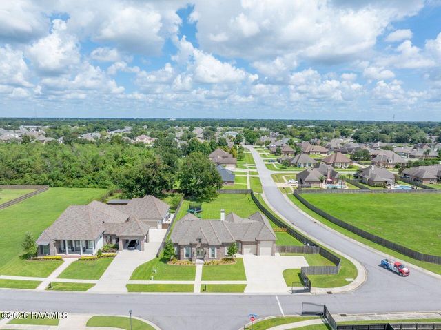 500 Greyford Drive, Lafayette, LA 70503