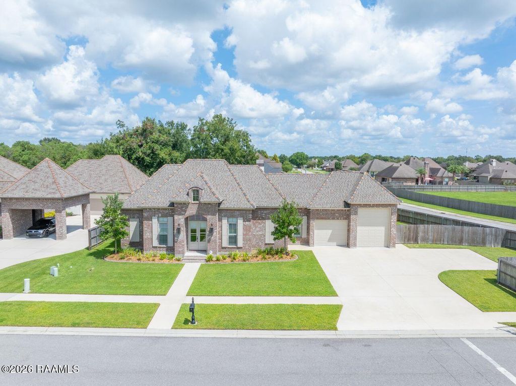 500 Greyford Drive, Lafayette, LA 70503