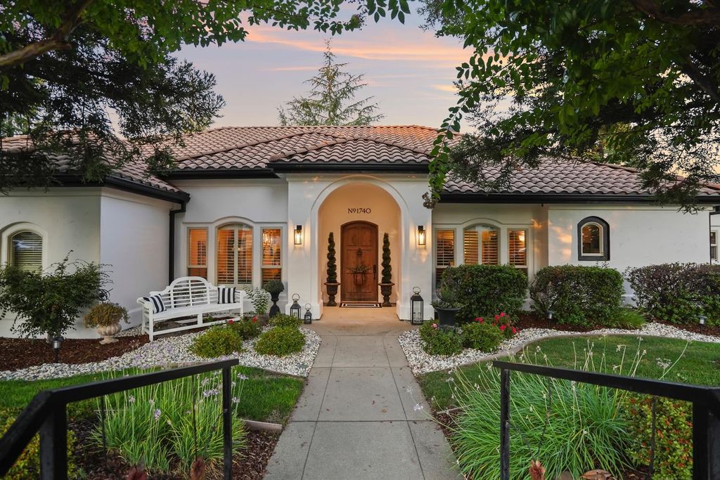 1740 Vista Del Monte, Auburn, CA 95603