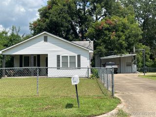 608 S 30th Street, Muskogee, OK 74401