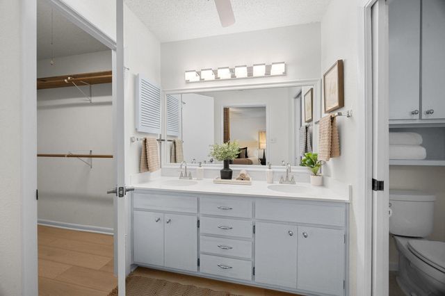 8518 Fathom CIR 107, Austin, TX 78750