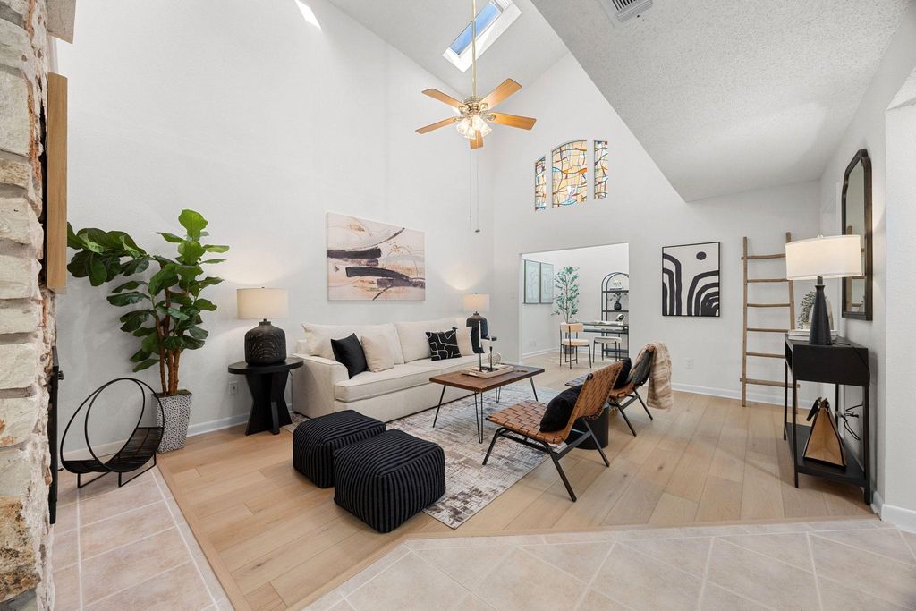 8518 Fathom CIR 107, Austin, TX 78750