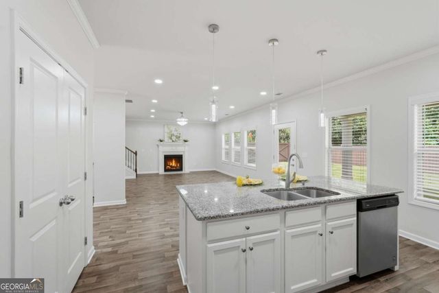 896 Brighton Park Circle, Hoschton, GA 30548