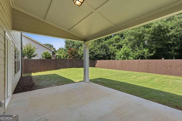 896 Brighton Park Circle, Hoschton, GA 30548