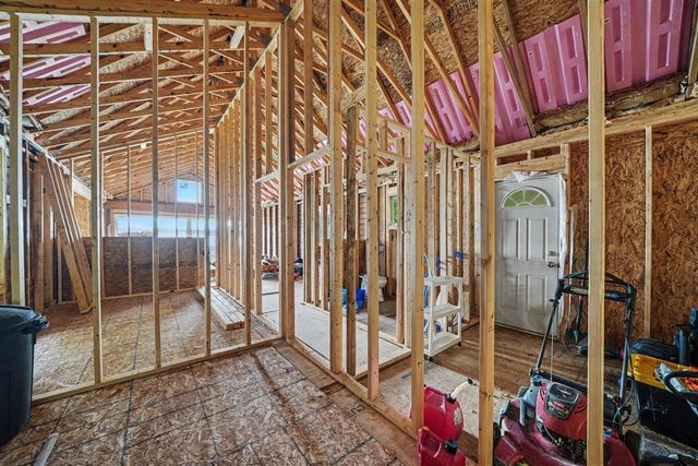50756 Garrett Road, Dowagiac, MI 49047