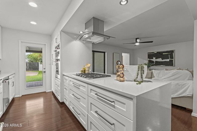 115 E ENCANTO Drive, Tempe, AZ 85281