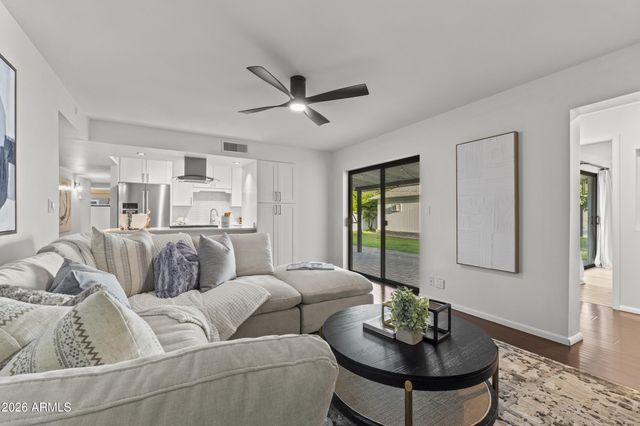 115 E ENCANTO Drive, Tempe, AZ 85281