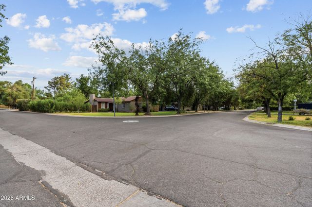115 E ENCANTO Drive, Tempe, AZ 85281