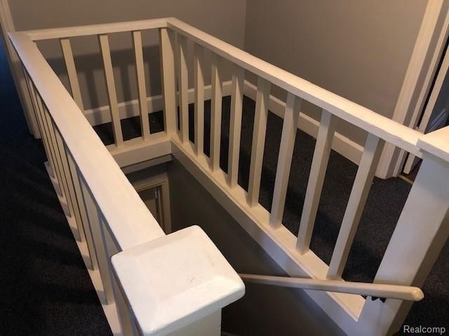 20644 Elkhart Street, Harper Woods, MI 48225