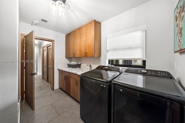 419 Alamanda Drive, Hallandale Beach, FL 33009