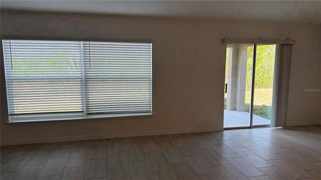 1629 TROPICAL OASIS AVENUE, Plant City, FL 33565