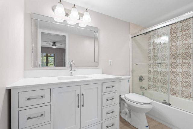 3024 Oakridge D 3024, Deerfield Beach, FL 33442