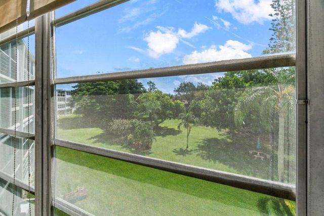 3024 Oakridge D 3024, Deerfield Beach, FL 33442