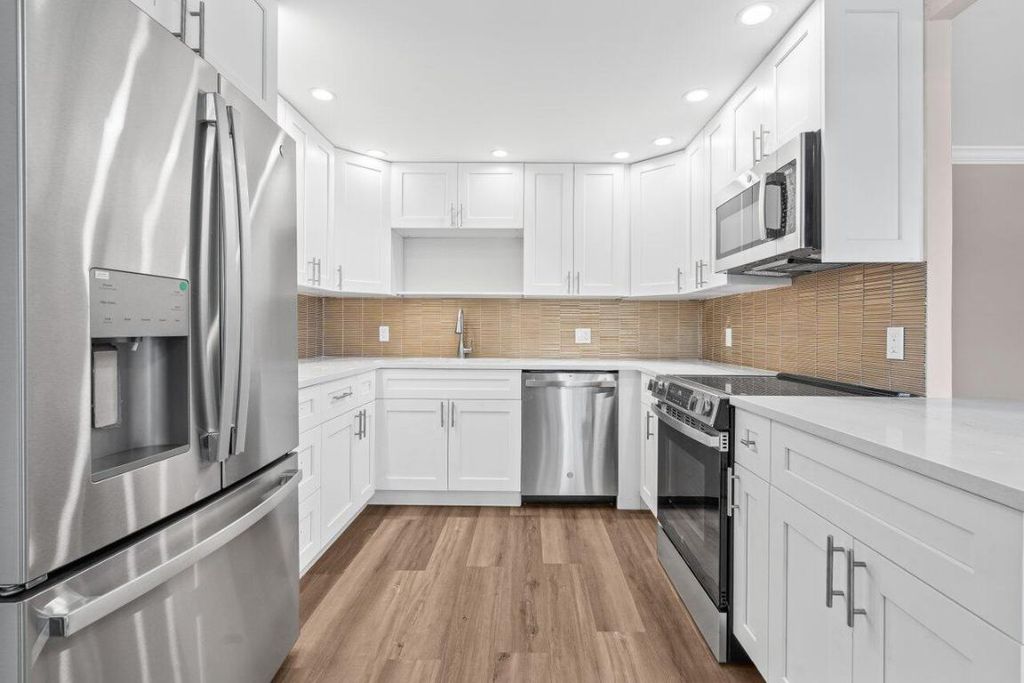 3024 Oakridge D 3024, Deerfield Beach, FL 33442