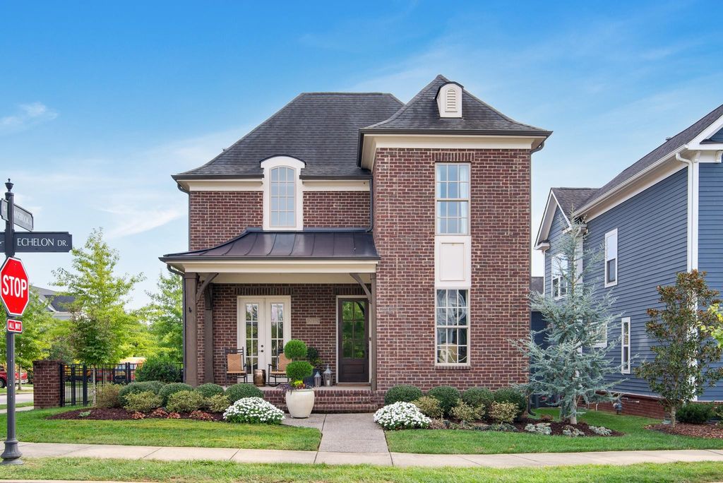 2032 Echelon Dr, Franklin, TN 37064