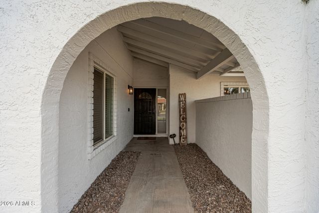 913 W SUMMIT Place, Chandler, AZ 85225