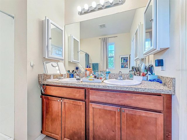 1132 MARTIN LUTHER KING JR AVE, Dunedin, FL 34698